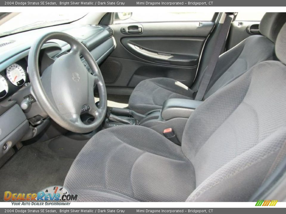 2004 Dodge Stratus SE Sedan Bright Silver Metallic / Dark Slate Gray Photo #9