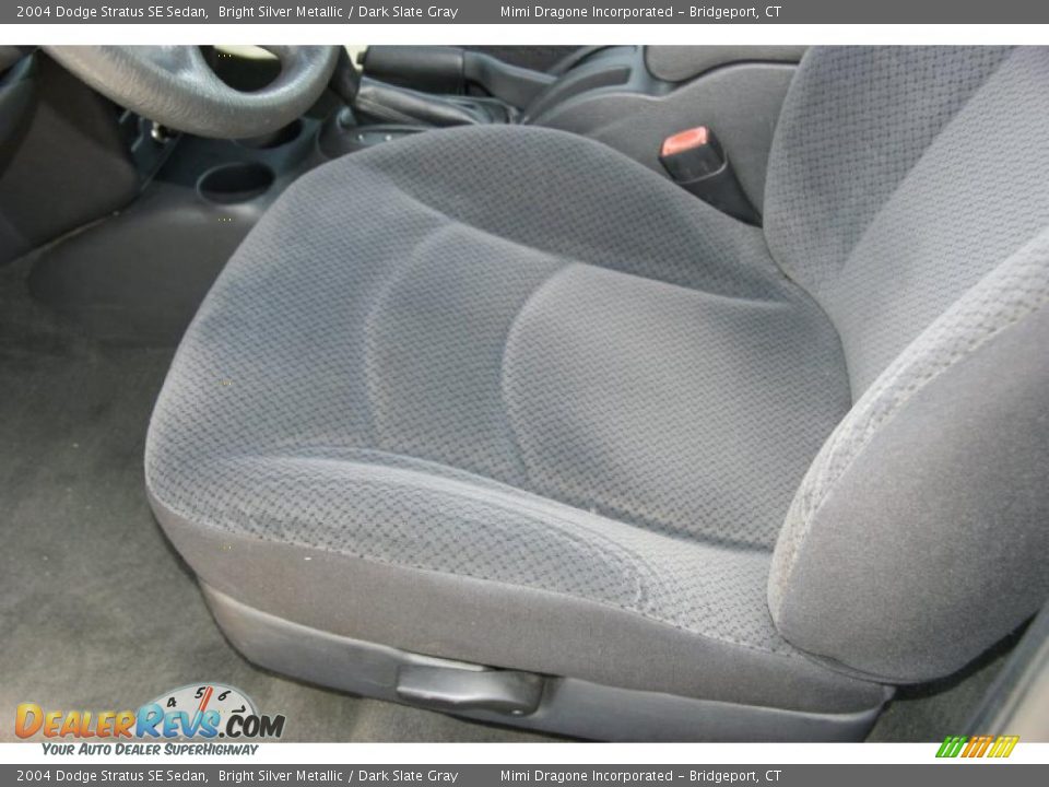 2004 Dodge Stratus SE Sedan Bright Silver Metallic / Dark Slate Gray Photo #10