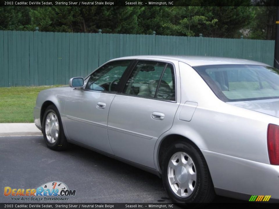 2003 Cadillac DeVille Sedan Sterling Silver / Neutral Shale Beige Photo #7