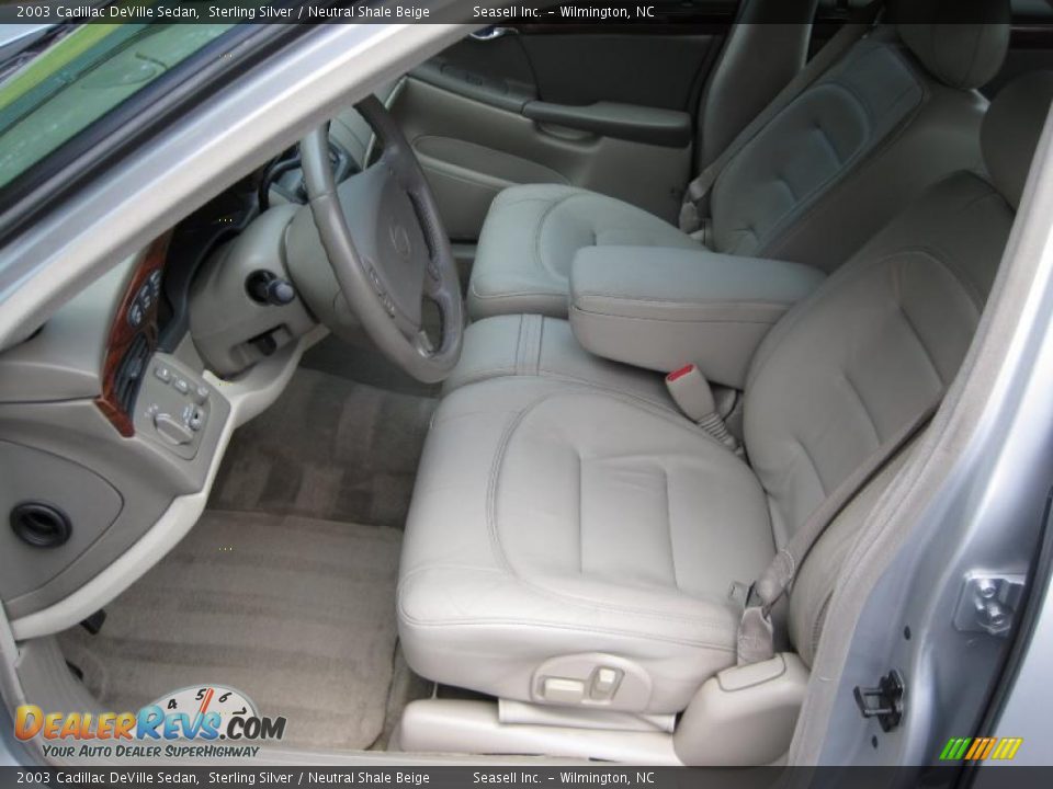 2003 Cadillac DeVille Sedan Sterling Silver / Neutral Shale Beige Photo #9
