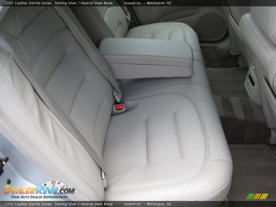 2003 Cadillac DeVille Sedan Sterling Silver / Neutral Shale Beige Photo #22