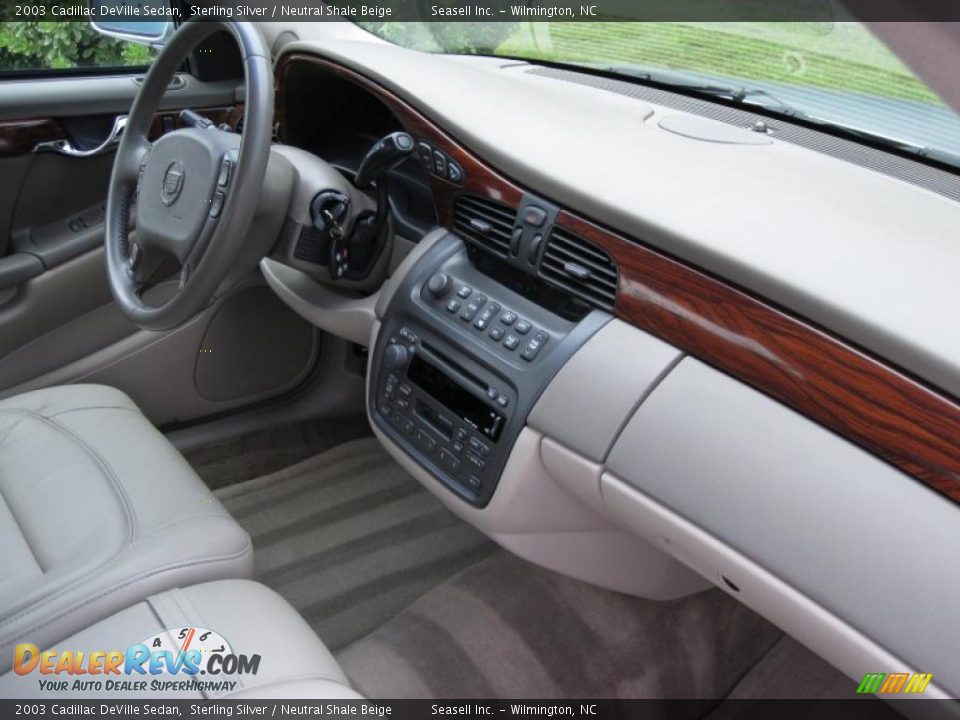 2003 Cadillac DeVille Sedan Sterling Silver / Neutral Shale Beige Photo #28