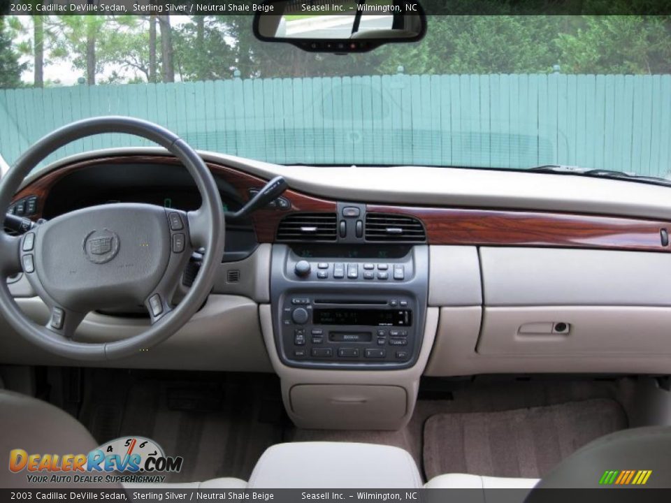 2003 Cadillac DeVille Sedan Sterling Silver / Neutral Shale Beige Photo #30