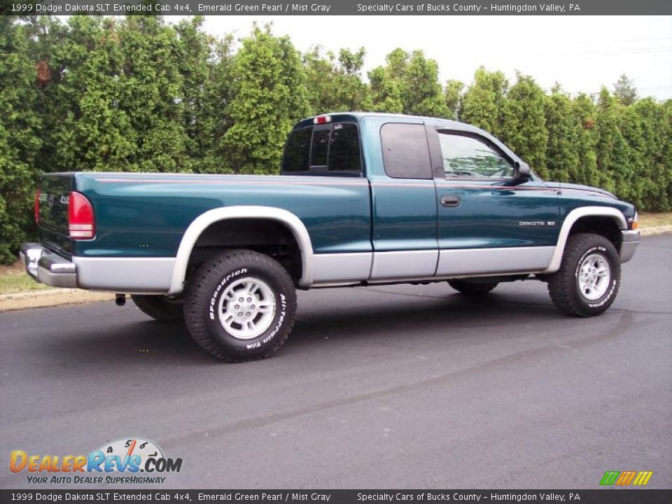 1999 Dodge Dakota SLT Extended Cab 4x4 Emerald Green Pearl / Mist Gray Photo #14