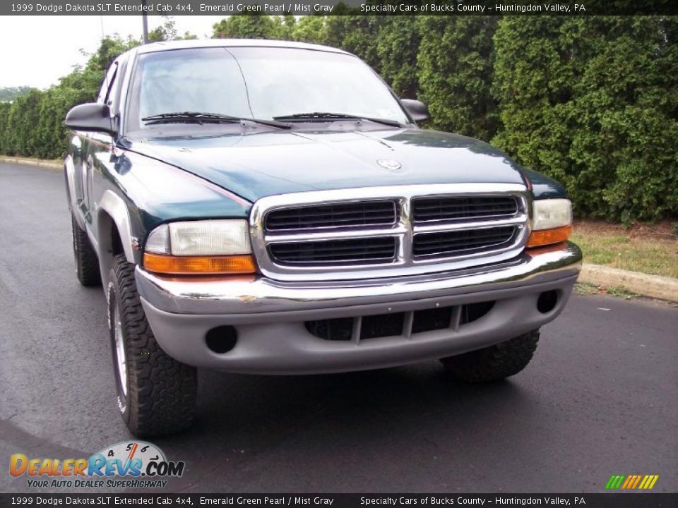 1999 Dodge Dakota SLT Extended Cab 4x4 Emerald Green Pearl / Mist Gray Photo #18