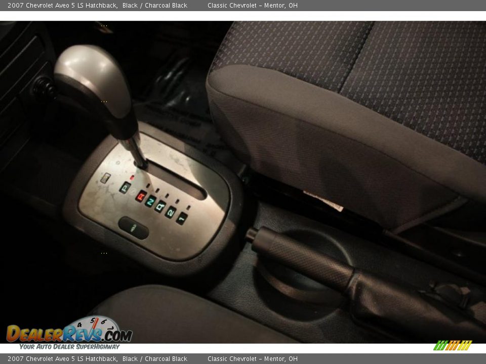 2007 Chevrolet Aveo 5 LS Hatchback Black / Charcoal Black Photo #14
