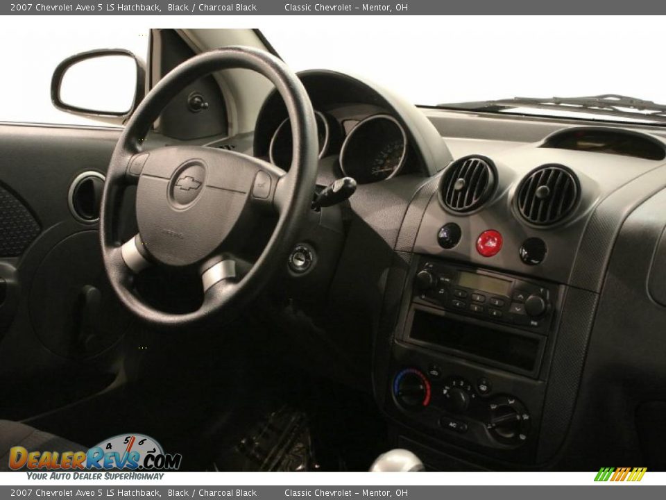 2007 Chevrolet Aveo 5 LS Hatchback Black / Charcoal Black Photo #15
