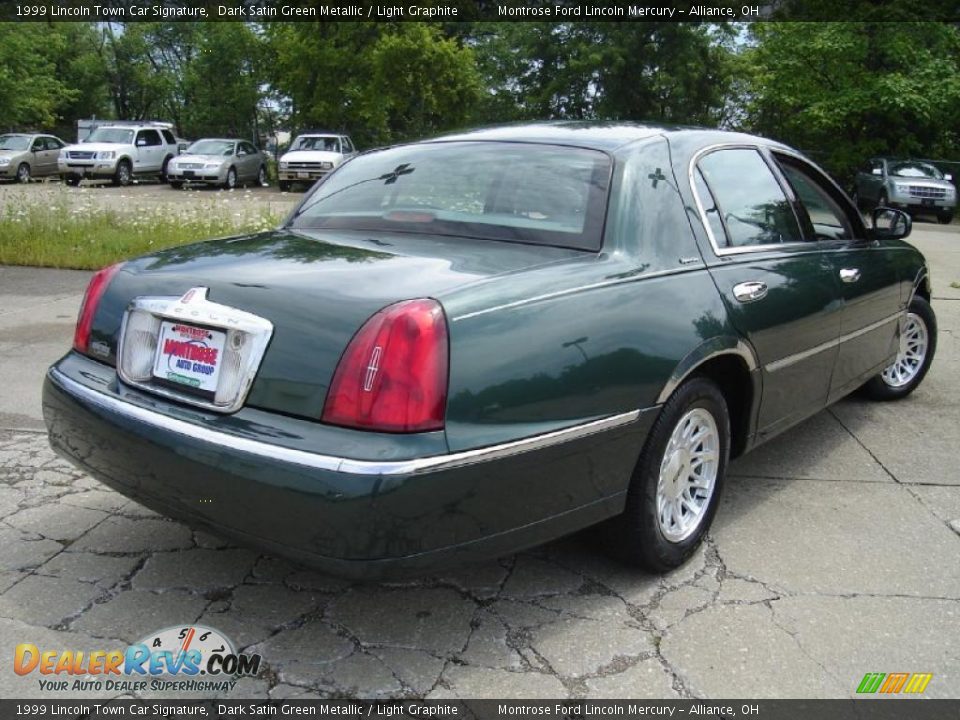 1999 Lincoln Town Car Signature Dark Satin Green Metallic / Light Graphite Photo #5