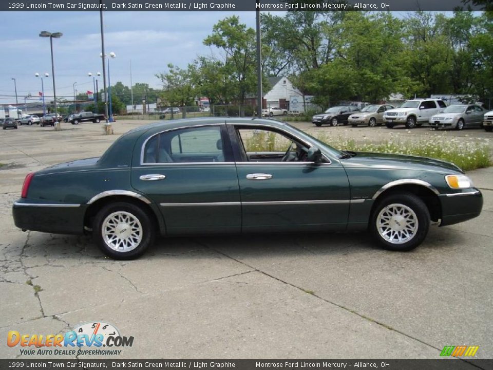 1999 Lincoln Town Car Signature Dark Satin Green Metallic / Light Graphite Photo #6