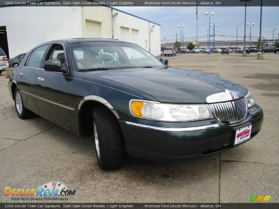 1999 Lincoln Town Car Signature Dark Satin Green Metallic / Light Graphite Photo #7