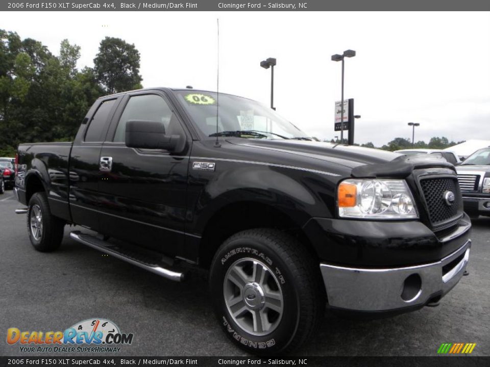 2006 Ford F150 XLT SuperCab 4x4 Black / Medium/Dark Flint Photo #1