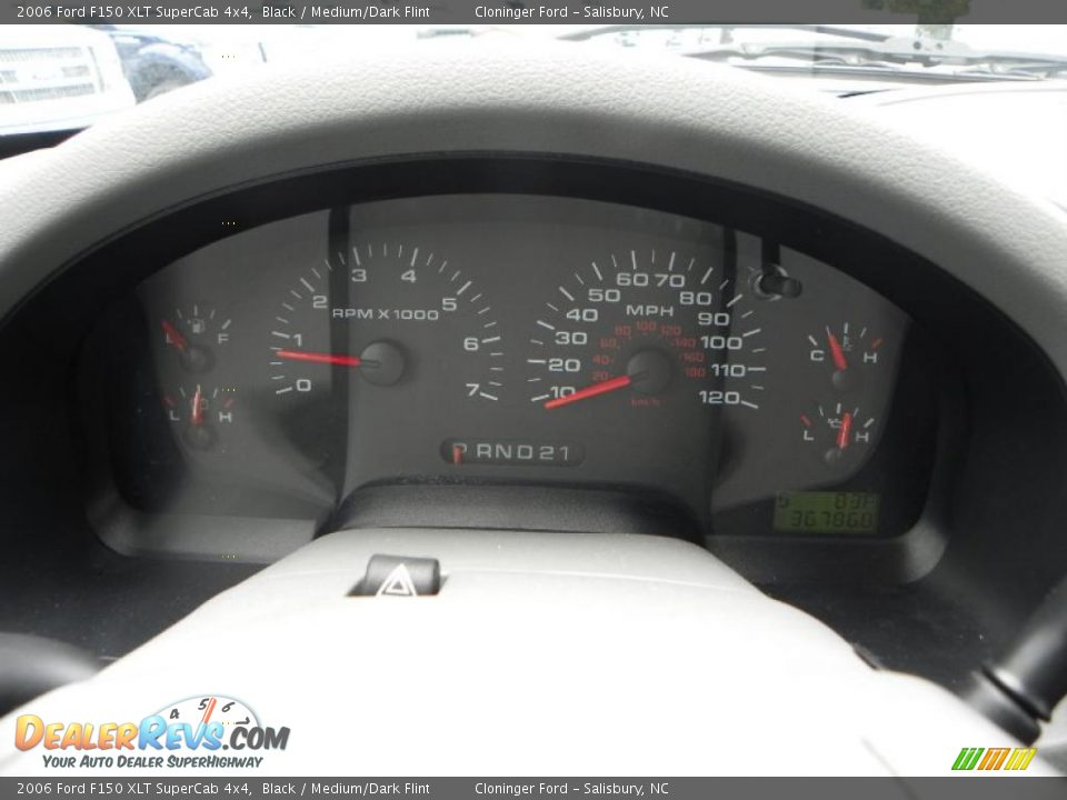 2006 Ford F150 XLT SuperCab 4x4 Black / Medium/Dark Flint Photo #20