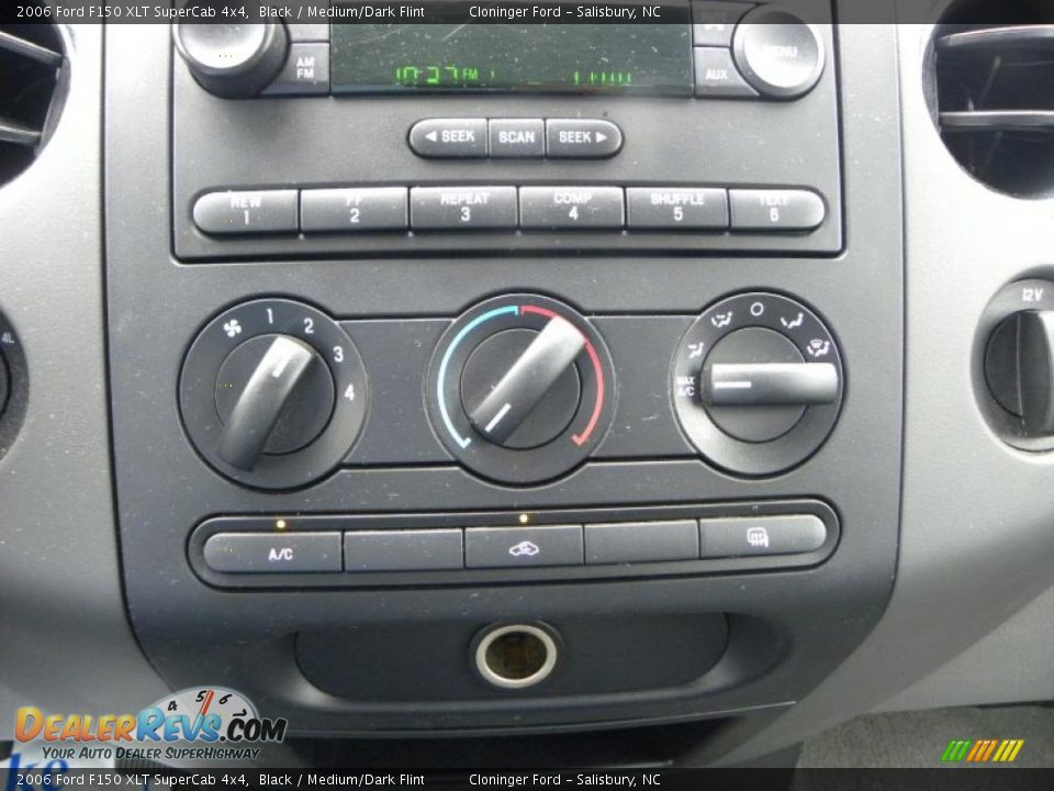 2006 Ford F150 XLT SuperCab 4x4 Black / Medium/Dark Flint Photo #22