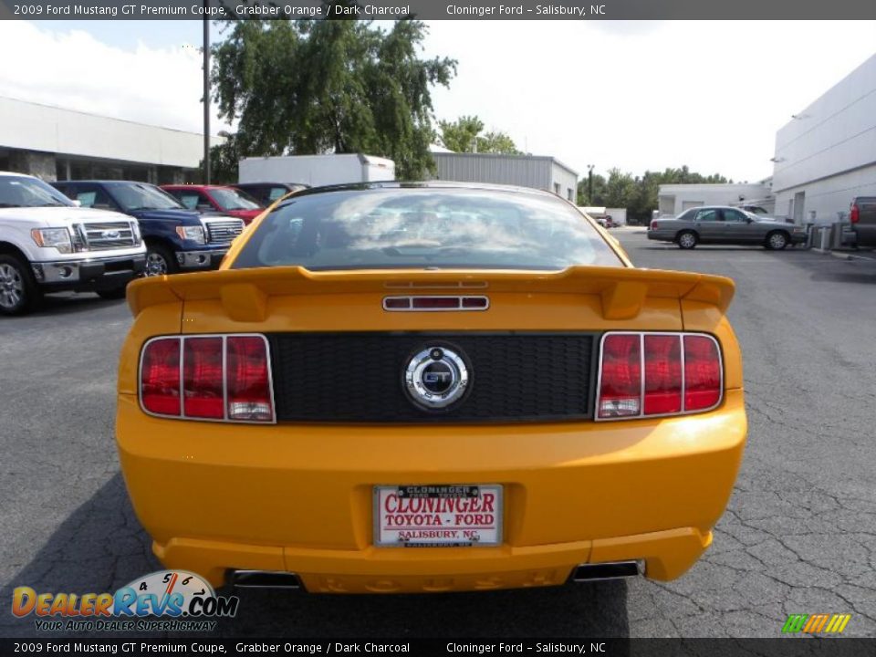 2009 Ford Mustang GT Premium Coupe Grabber Orange / Dark Charcoal Photo #4