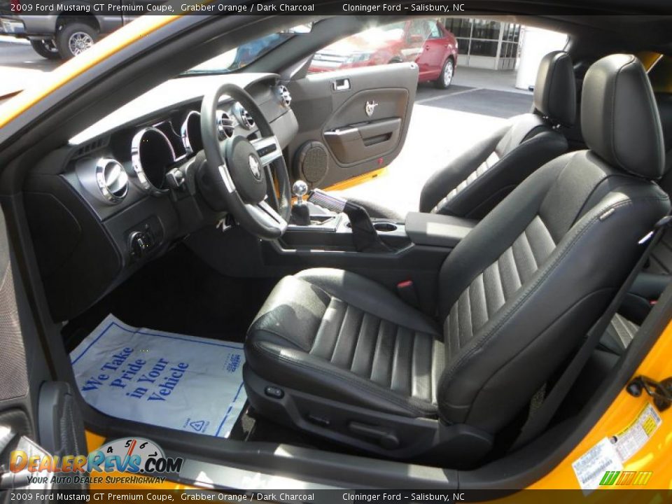 2009 Ford Mustang GT Premium Coupe Grabber Orange / Dark Charcoal Photo #8
