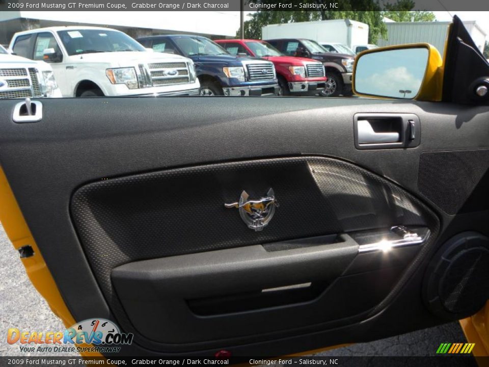 2009 Ford Mustang GT Premium Coupe Grabber Orange / Dark Charcoal Photo #15