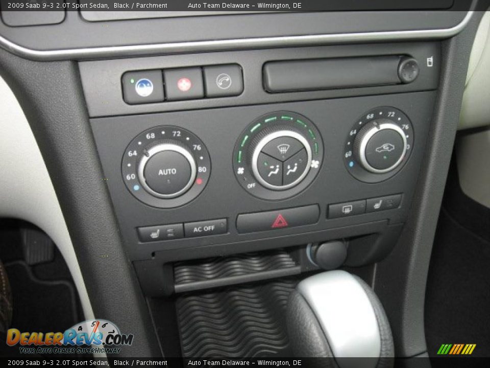 2009 Saab 9-3 2.0T Sport Sedan Black / Parchment Photo #18