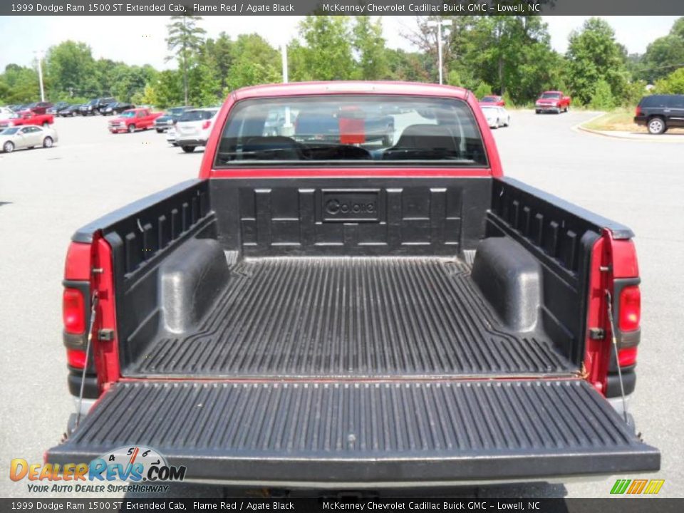 1999 Dodge Ram 1500 ST Extended Cab Flame Red / Agate Black Photo #4
