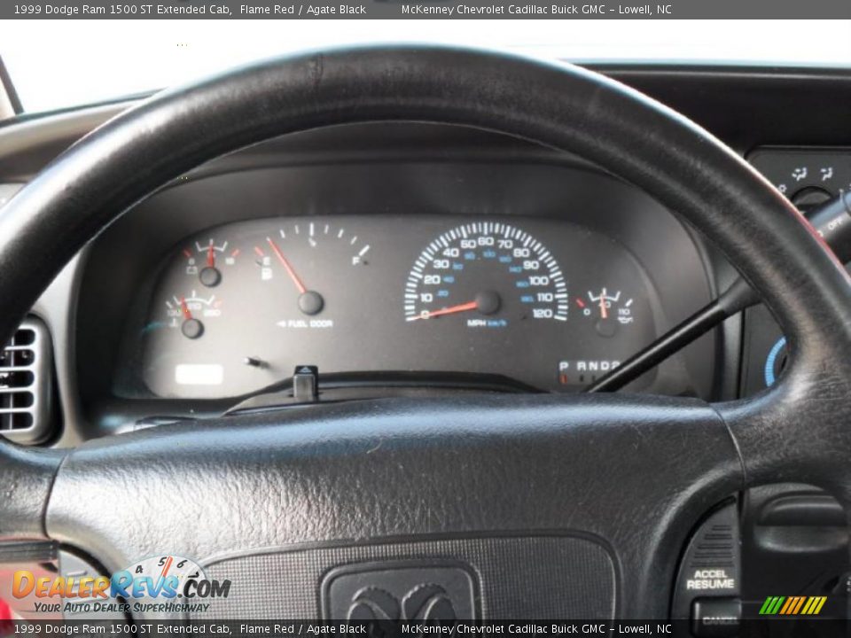 1999 Dodge Ram 1500 ST Extended Cab Flame Red / Agate Black Photo #22