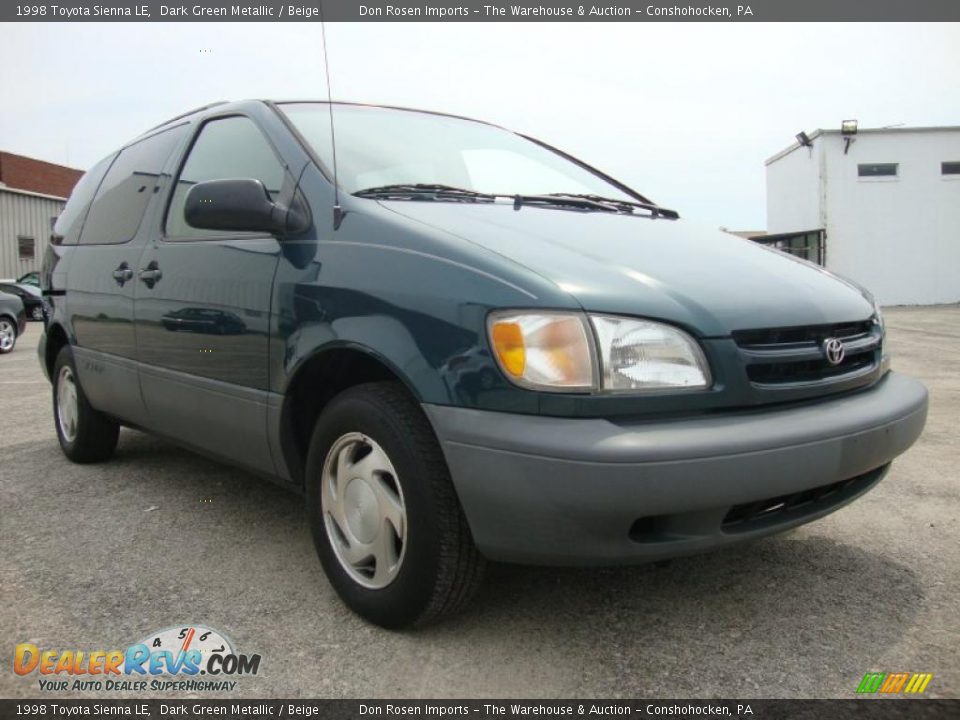 1998 Toyota Sienna LE Dark Green Metallic / Beige Photo #5