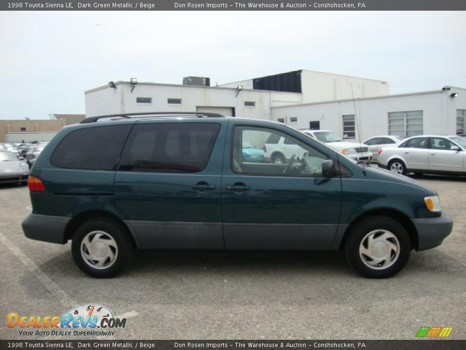 1998 Toyota Sienna LE Dark Green Metallic / Beige Photo #7