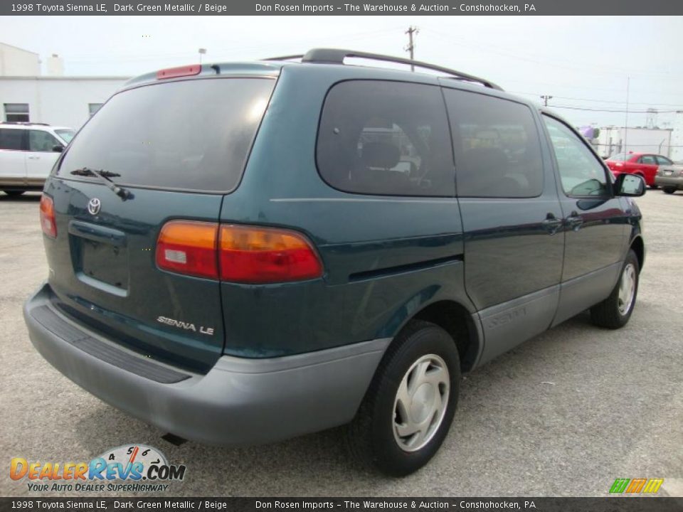 1998 Toyota Sienna LE Dark Green Metallic / Beige Photo #8