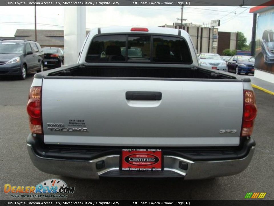 2005 Toyota Tacoma Access Cab Silver Streak Mica / Graphite Gray Photo #5