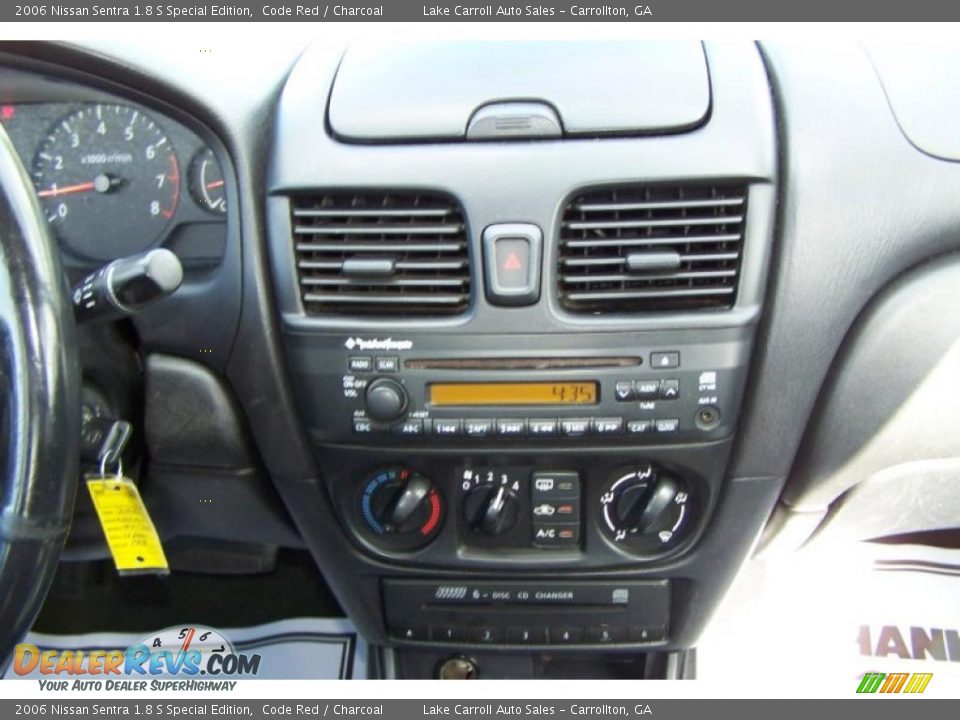 2006 Nissan Sentra 1.8 S Special Edition Code Red / Charcoal Photo #7