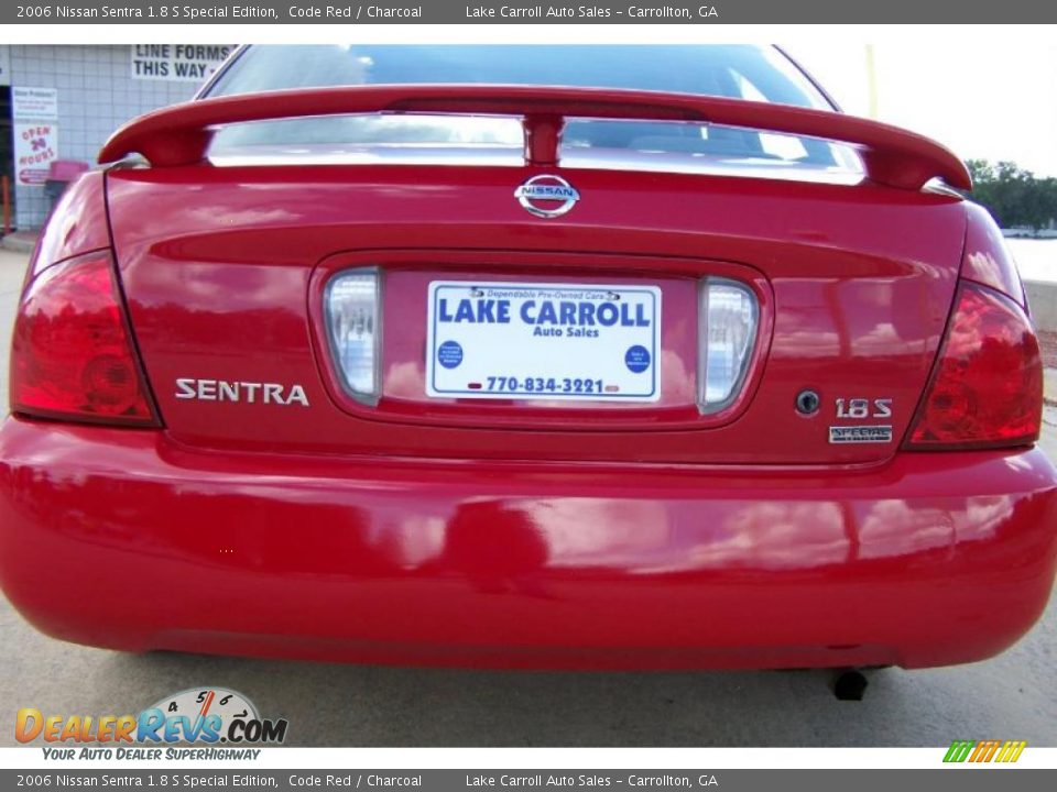 2006 Nissan Sentra 1.8 S Special Edition Code Red / Charcoal Photo #16