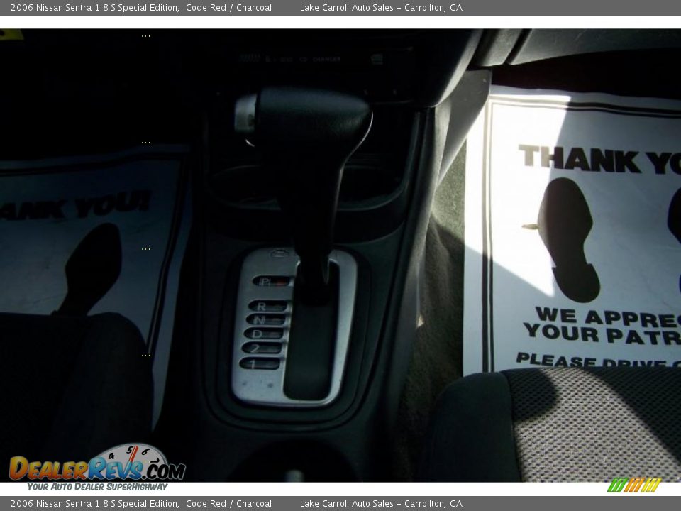 2006 Nissan Sentra 1.8 S Special Edition Code Red / Charcoal Photo #24