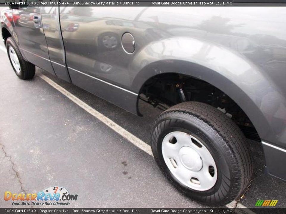 2004 Ford F150 XL Regular Cab 4x4 Dark Shadow Grey Metallic / Dark Flint Photo #4