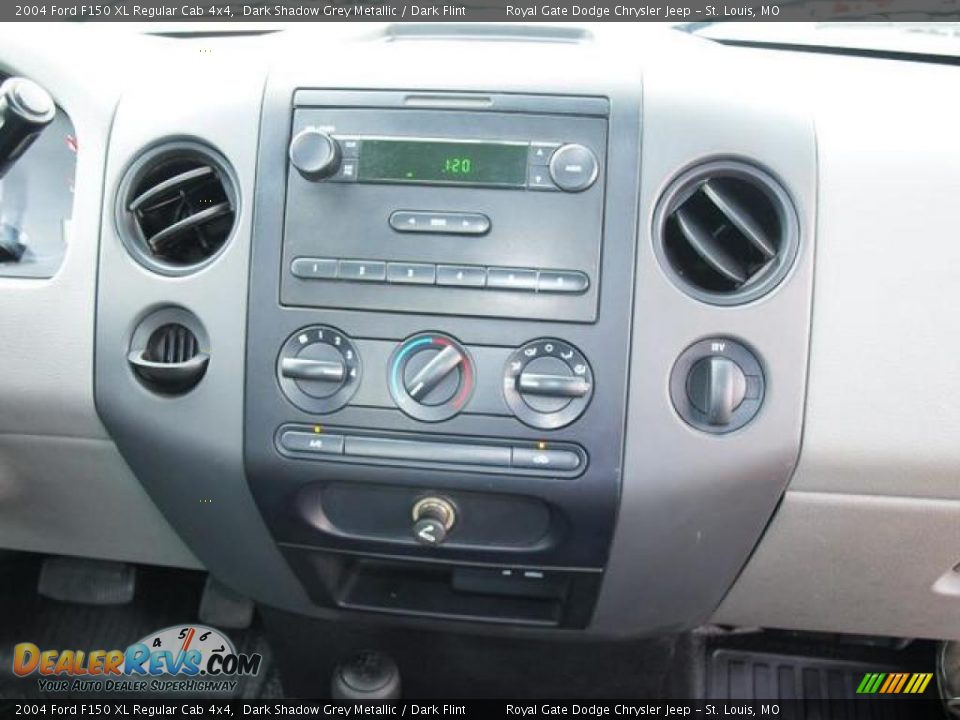 2004 Ford F150 XL Regular Cab 4x4 Dark Shadow Grey Metallic / Dark Flint Photo #12