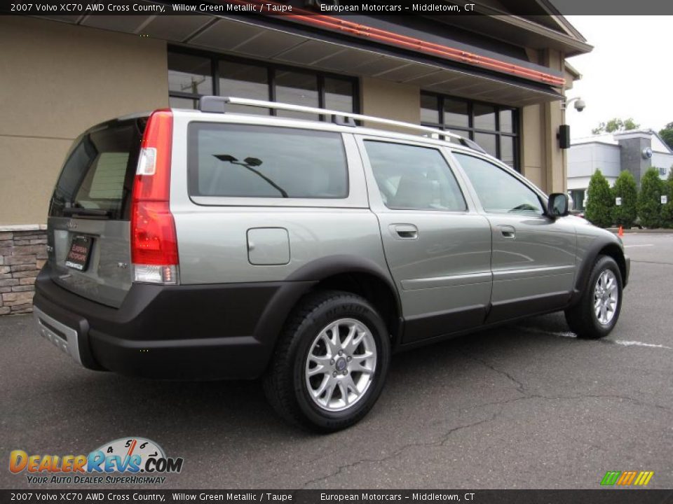 2007 Volvo XC70 AWD Cross Country Willow Green Metallic / Taupe Photo #4