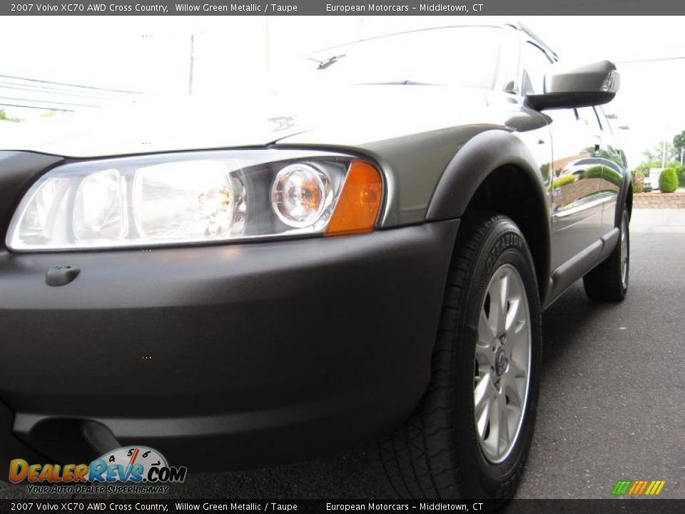 2007 Volvo XC70 AWD Cross Country Willow Green Metallic / Taupe Photo #6