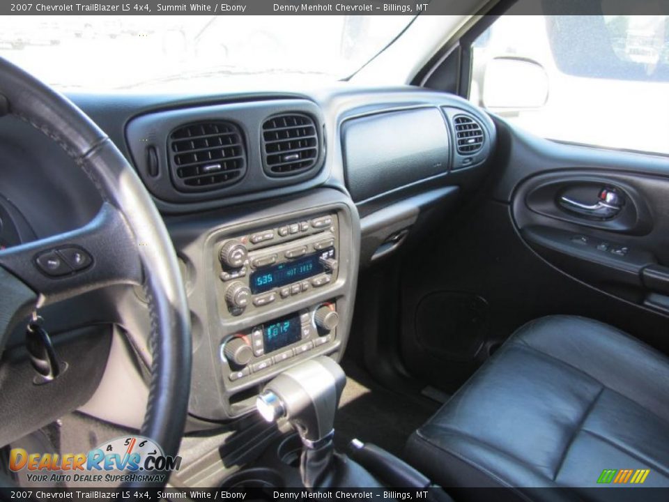 2007 Chevrolet TrailBlazer LS 4x4 Summit White / Ebony Photo #7