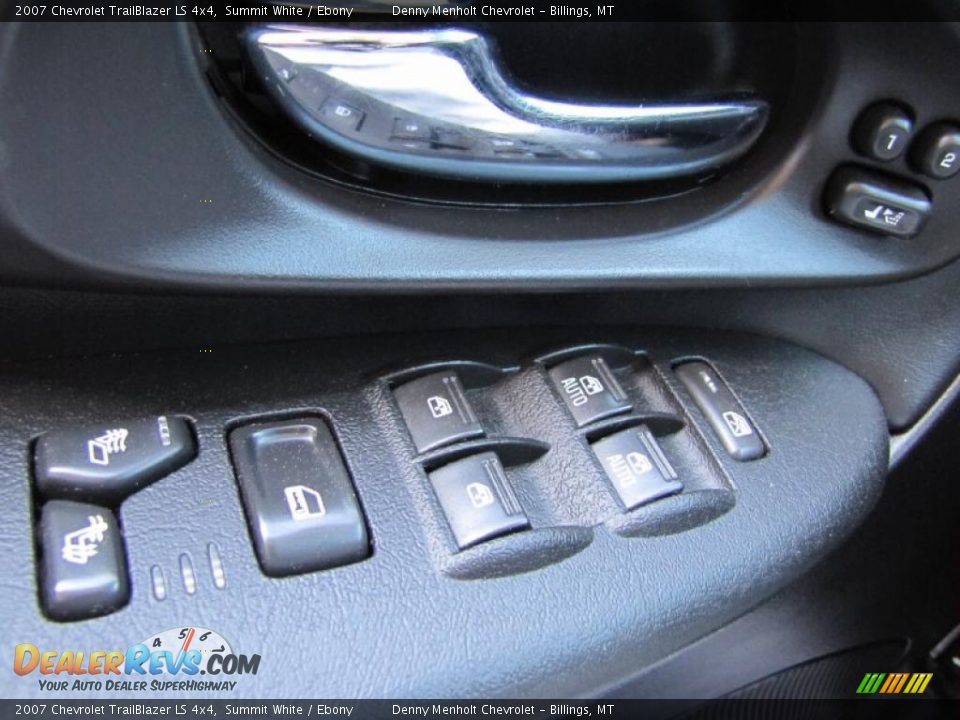 2007 Chevrolet TrailBlazer LS 4x4 Summit White / Ebony Photo #10