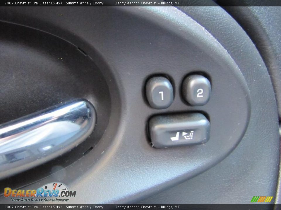 2007 Chevrolet TrailBlazer LS 4x4 Summit White / Ebony Photo #11
