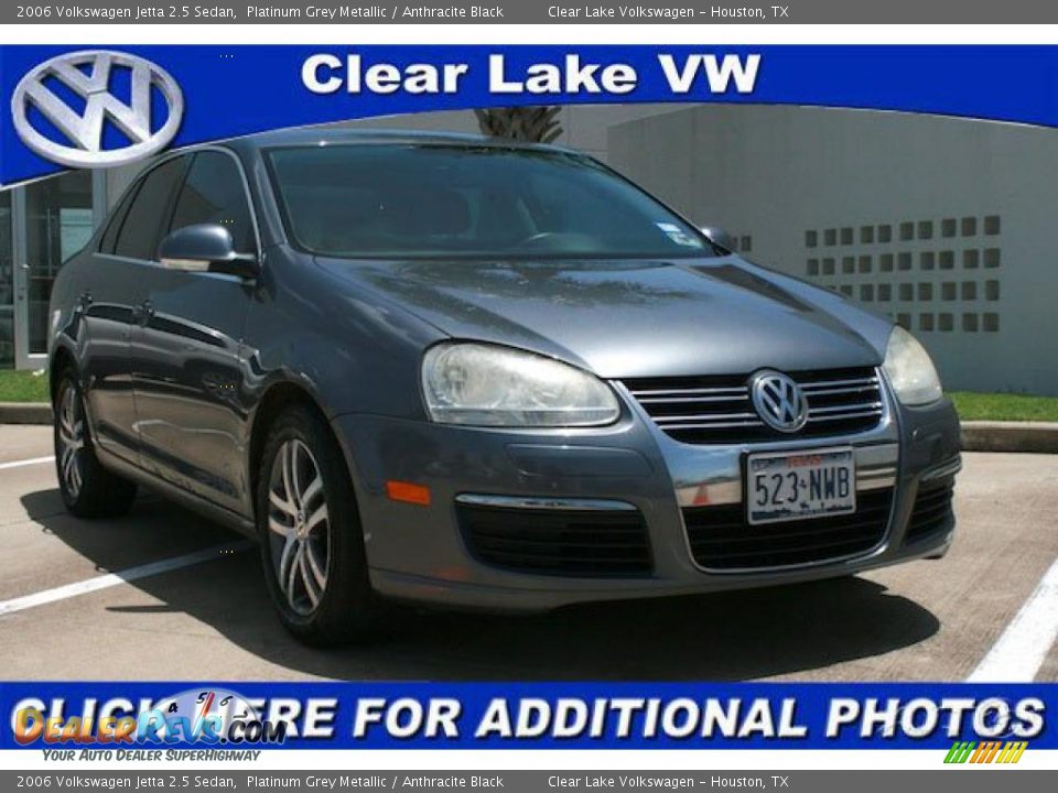 2006 Volkswagen Jetta 2.5 Sedan Platinum Grey Metallic / Anthracite Black Photo #1