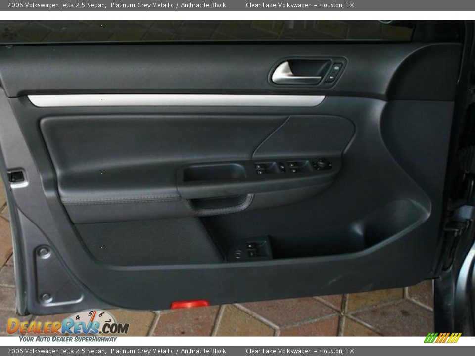 2006 Volkswagen Jetta 2.5 Sedan Platinum Grey Metallic / Anthracite Black Photo #19