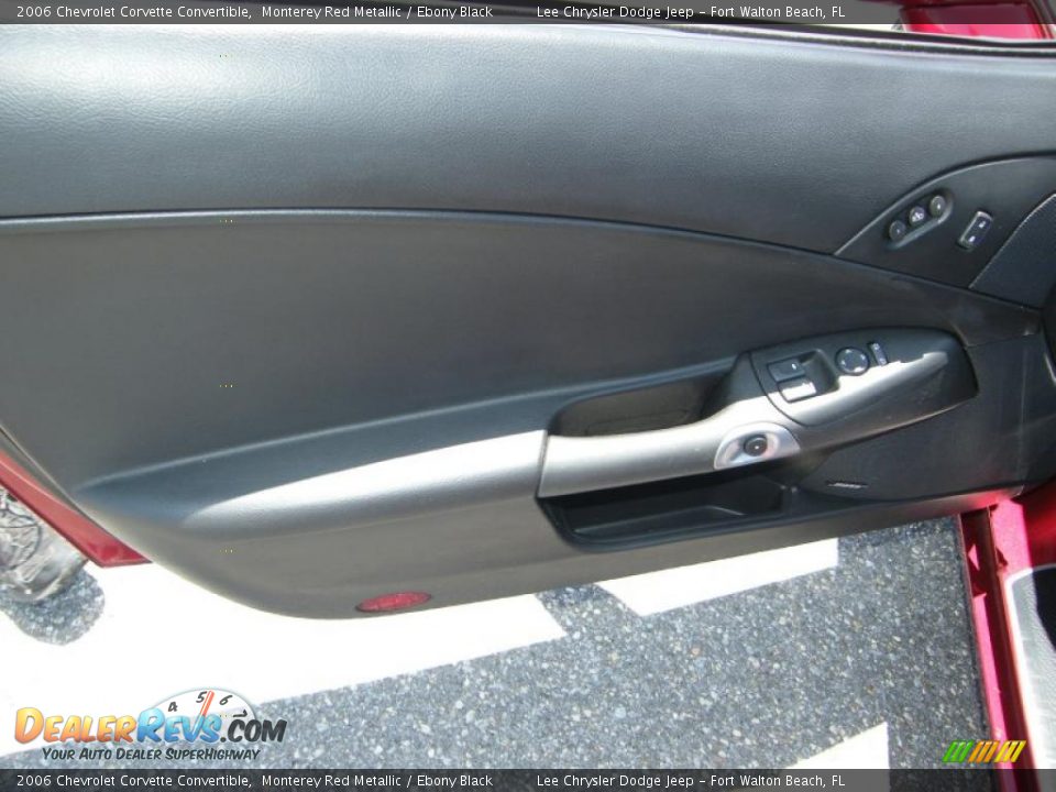 2006 Chevrolet Corvette Convertible Monterey Red Metallic / Ebony Black Photo #17