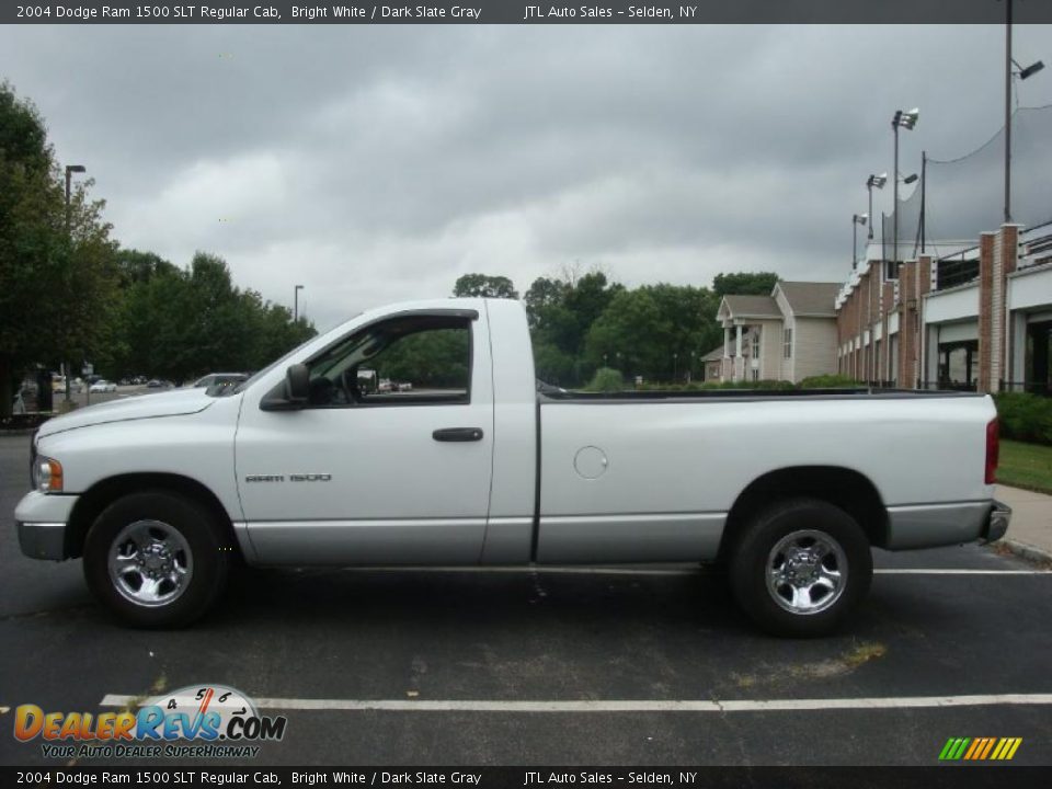 2004 Dodge Ram 1500 SLT Regular Cab Bright White / Dark Slate Gray Photo #3
