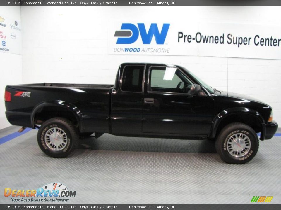 1999 GMC Sonoma SLS Extended Cab 4x4 Onyx Black / Graphite Photo #6