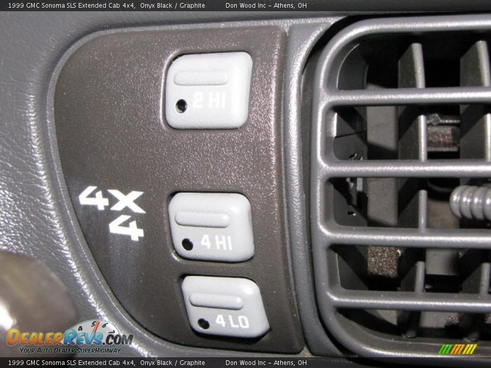 1999 GMC Sonoma SLS Extended Cab 4x4 Onyx Black / Graphite Photo #16