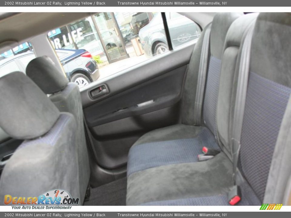 2002 Mitsubishi Lancer OZ Rally Lightning Yellow / Black Photo #16