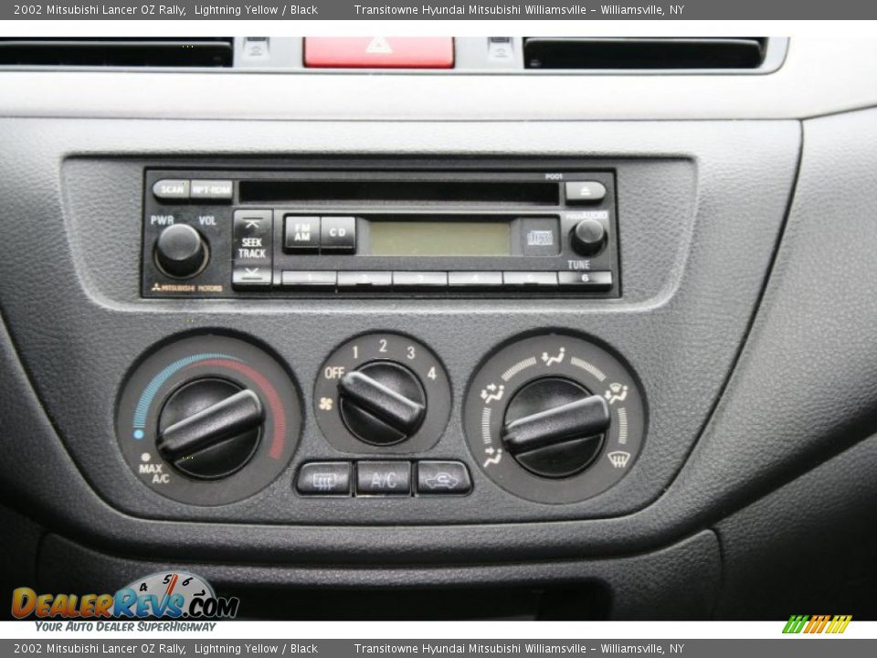 2002 Mitsubishi Lancer OZ Rally Lightning Yellow / Black Photo #21
