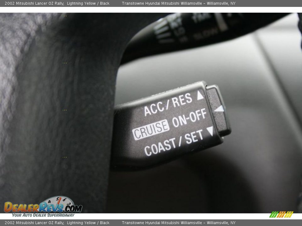 2002 Mitsubishi Lancer OZ Rally Lightning Yellow / Black Photo #22