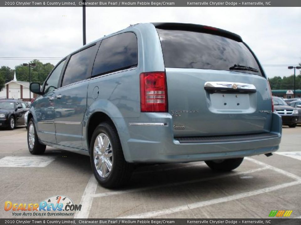 2010 Chrysler Town & Country Limited Clearwater Blue Pearl / Medium Pebble Beige/Cream Photo #5