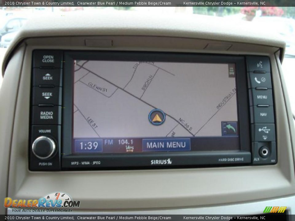 2010 Chrysler Town & Country Limited Clearwater Blue Pearl / Medium Pebble Beige/Cream Photo #17