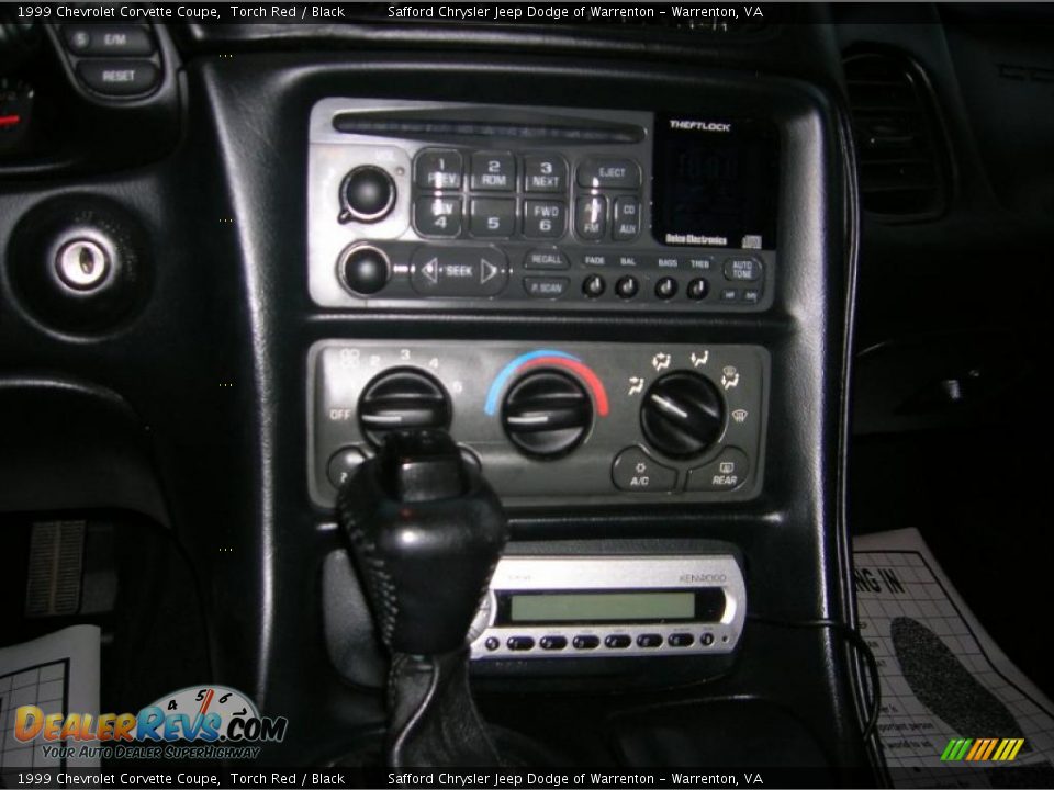 1999 Chevrolet Corvette Coupe Torch Red / Black Photo #11
