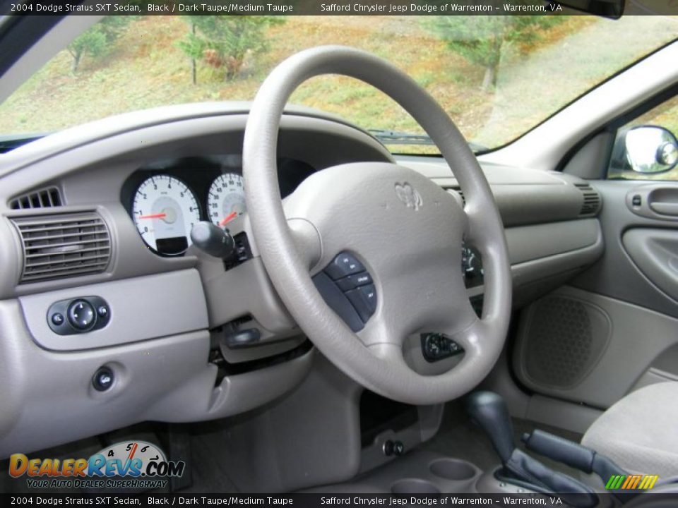 2004 Dodge Stratus SXT Sedan Black / Dark Taupe/Medium Taupe Photo #15